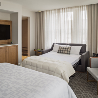 King Corner Suite