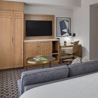 Superior Room - 1 King Bed