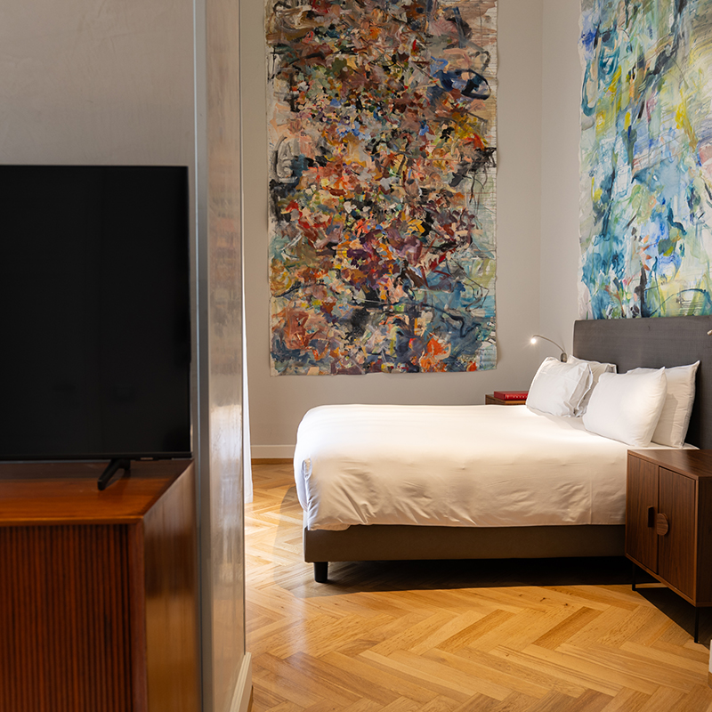 Courtyard Suite