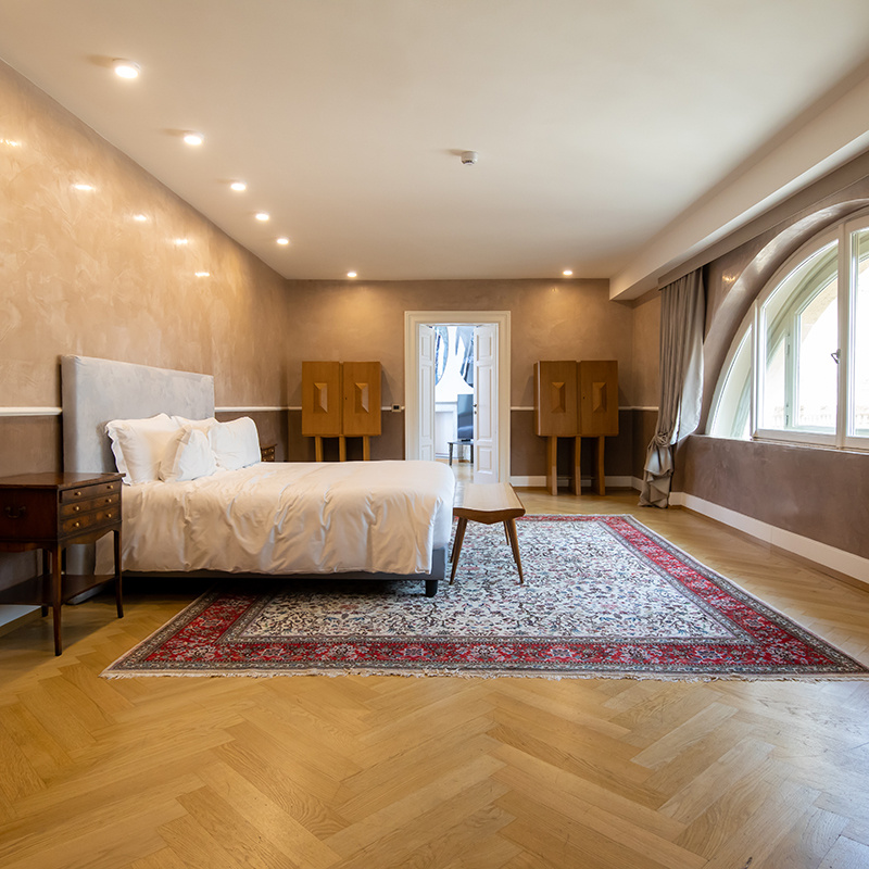 Gallery Royal Suite