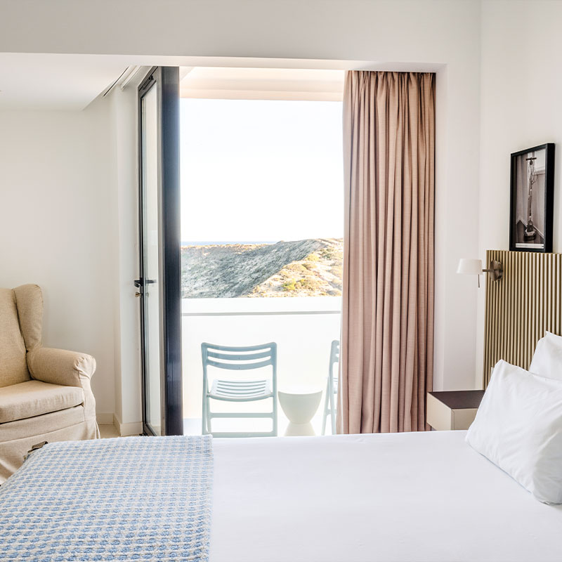 Double Partial Sea View