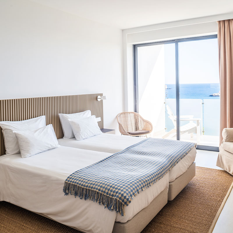 Suite with Frontal Sea View