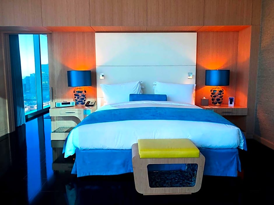 PRESIDENTIAL SUITE - Burj Khalifa View