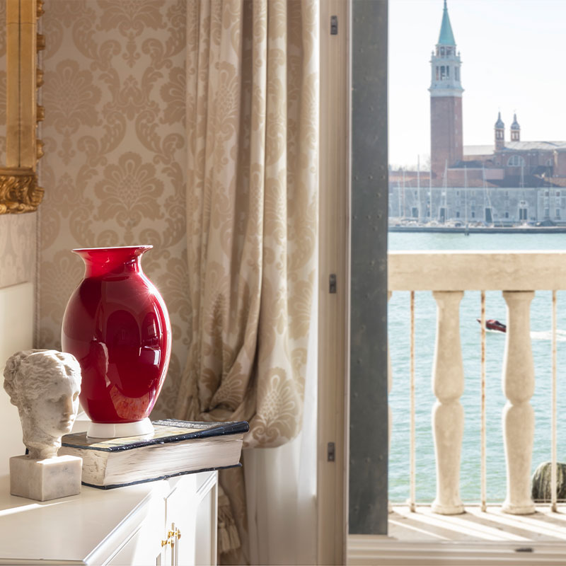 Junior Suite Lagoon view with Balcony