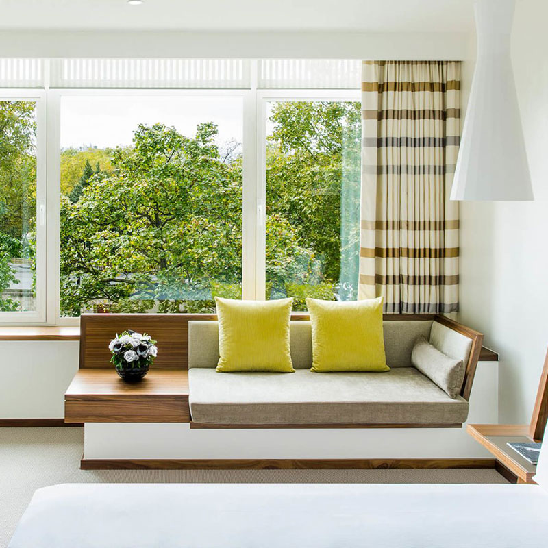 Metropolitan Park Room