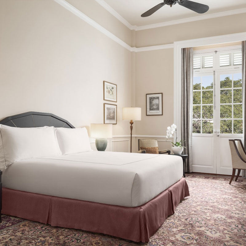 Landmark Room King - Pool View