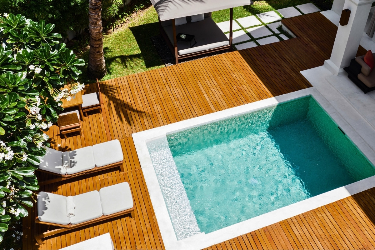 One Bedroom Duplex Pool Villa Suite