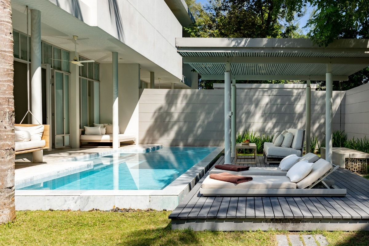 One Bedroom Duplex Pool Villa Suite