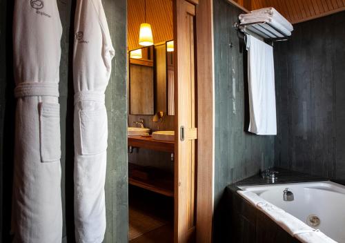 Superior Suite with Sea View