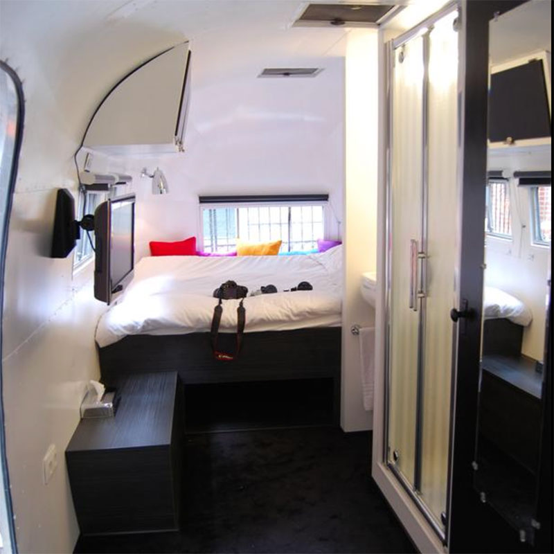 Airstream Caravan