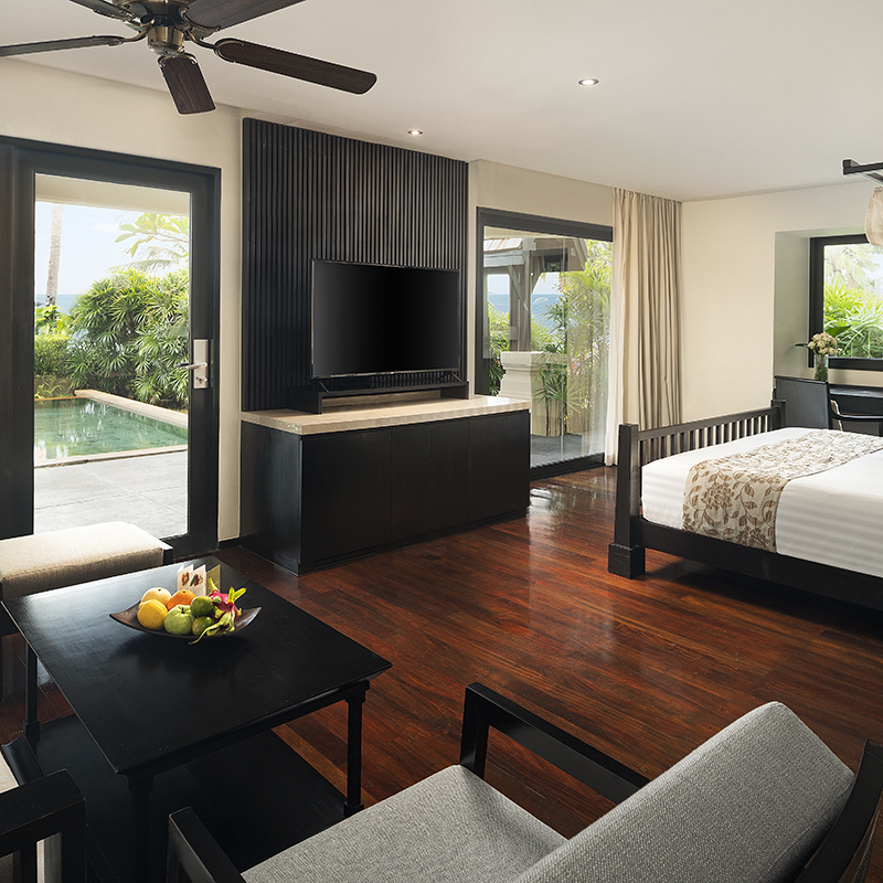 Luxury Beach Front Pool Suite
