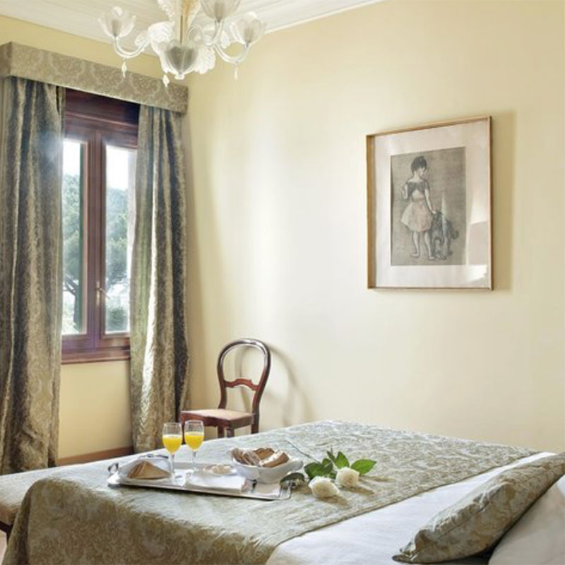 Classic Single Room