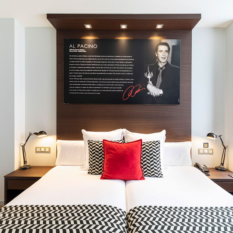 Standard Twin Room