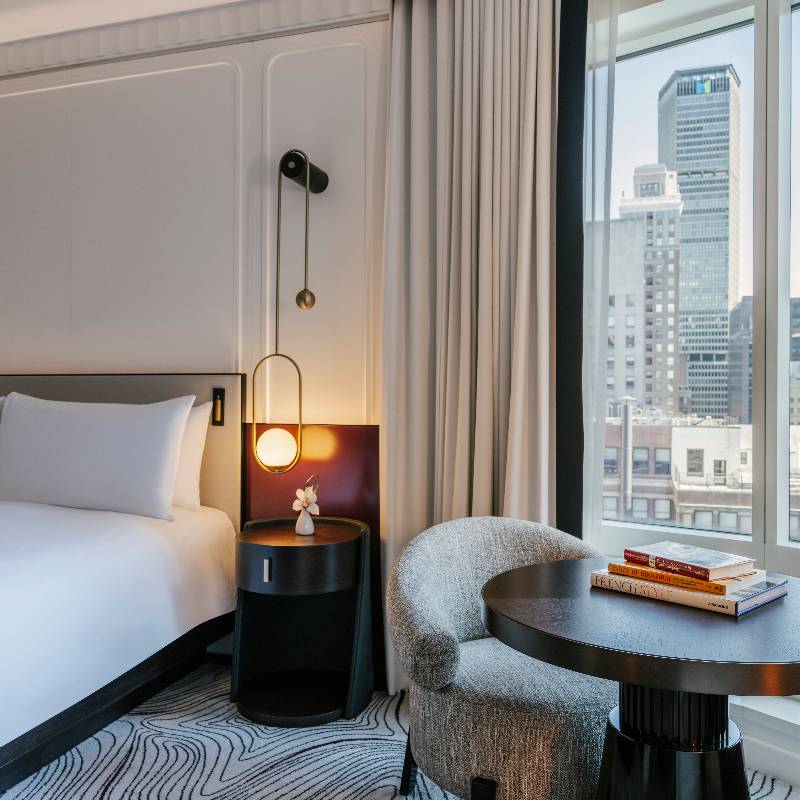 Skyscraper One Bedroom Suite -  King Bed