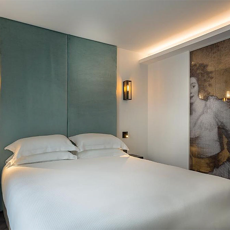 Adjoining Classic Room