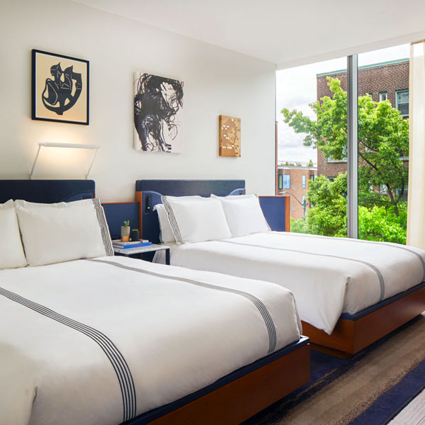 2 Queen Beds with City View Deluxe