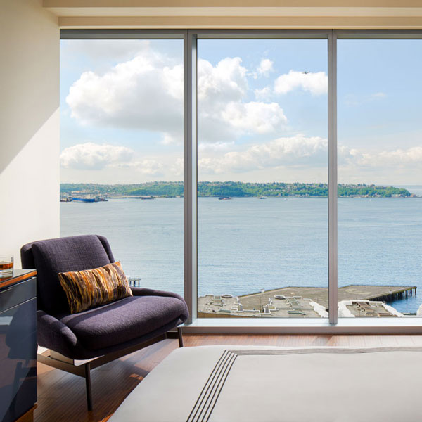 1 King Bed with Water View Deluxe