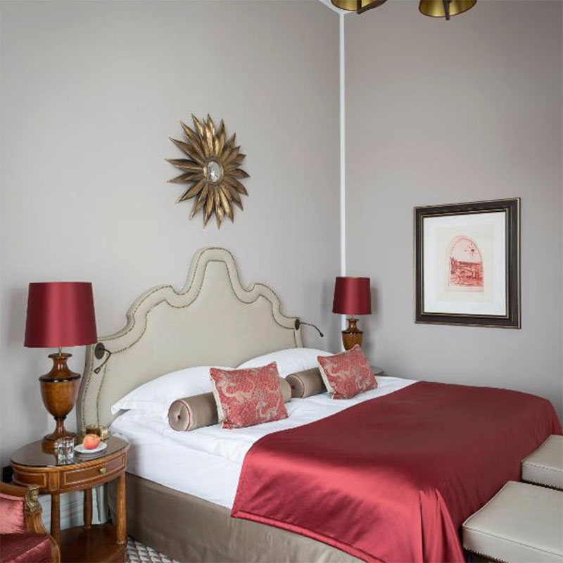 Grand Lit Room