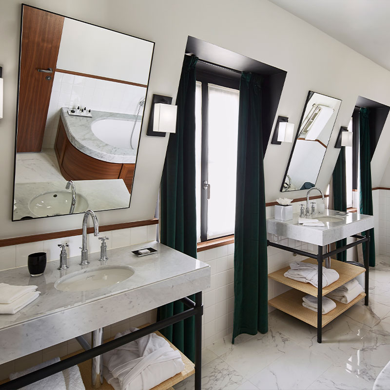 Saint Roch Suite