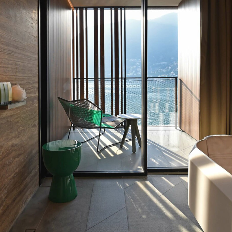 Corner Suite