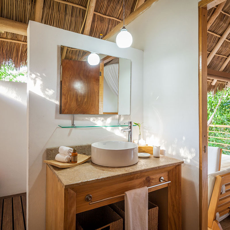 Eco Chic Suite A/C W/ Two double beds