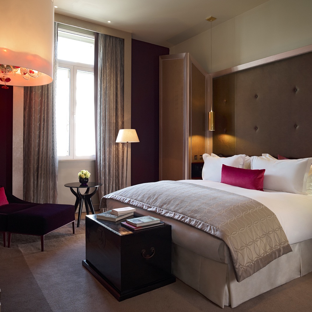 Opera Suite- 1 King Bed