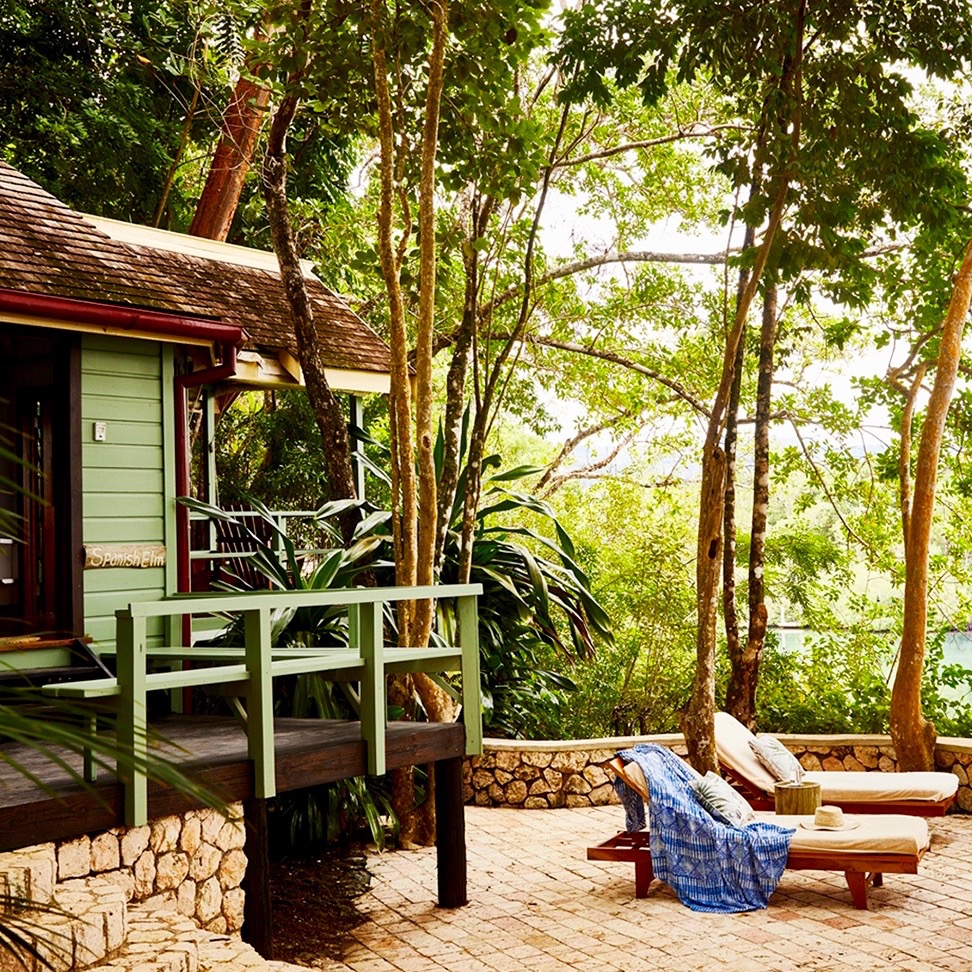 Two Bedroom Lagoon Hut