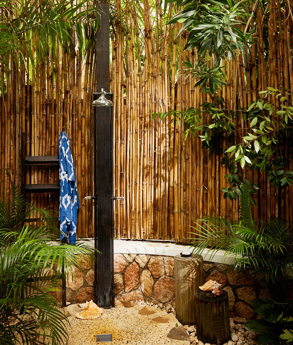 One Bedroom Lagoon Hut