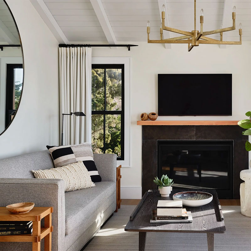 Oceanfront Two Bedroom and Den Residence