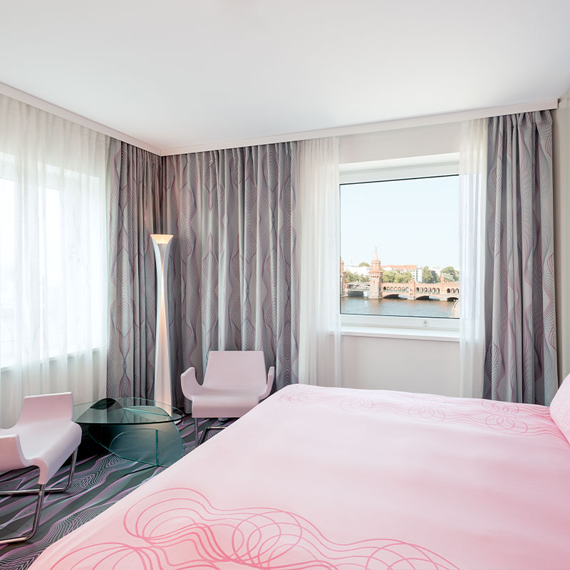 Nhow Premium River View - 1 Double Bed