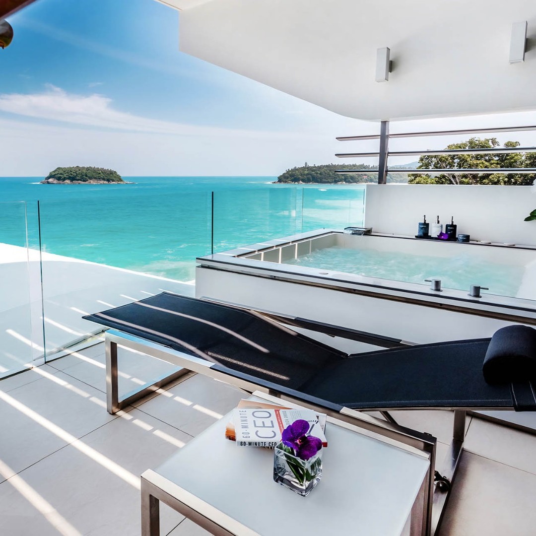 FOUR-BEDROOM SKY POOL VILLA PENTHOUSE