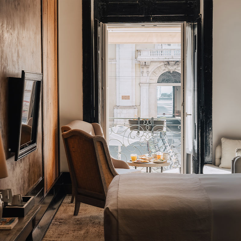 Deluxe Suite