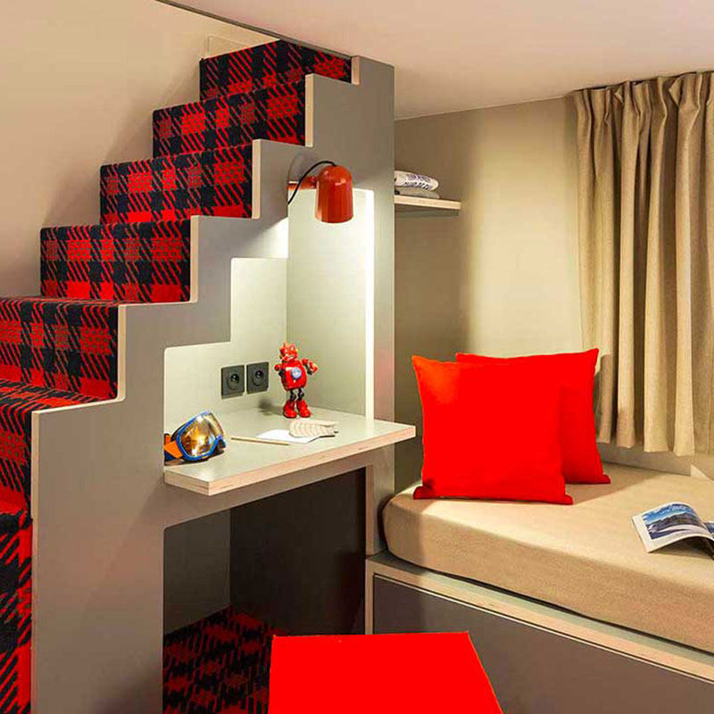 RockyMezzanine 3 adults or 2+2
