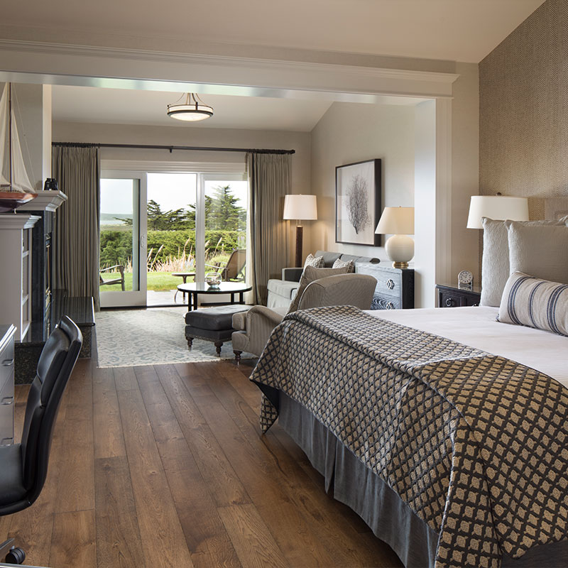 Accessible Ocean Club Whirlpool Suite
