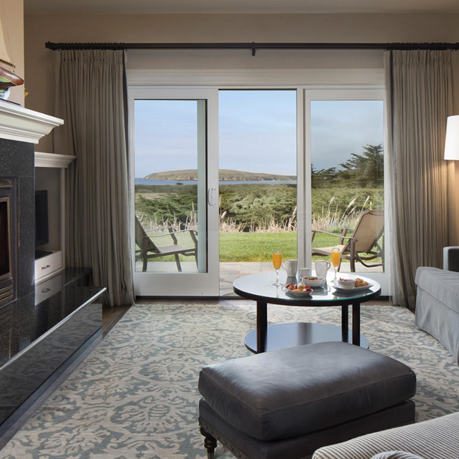 Accessible Ocean Club Whirlpool Suite