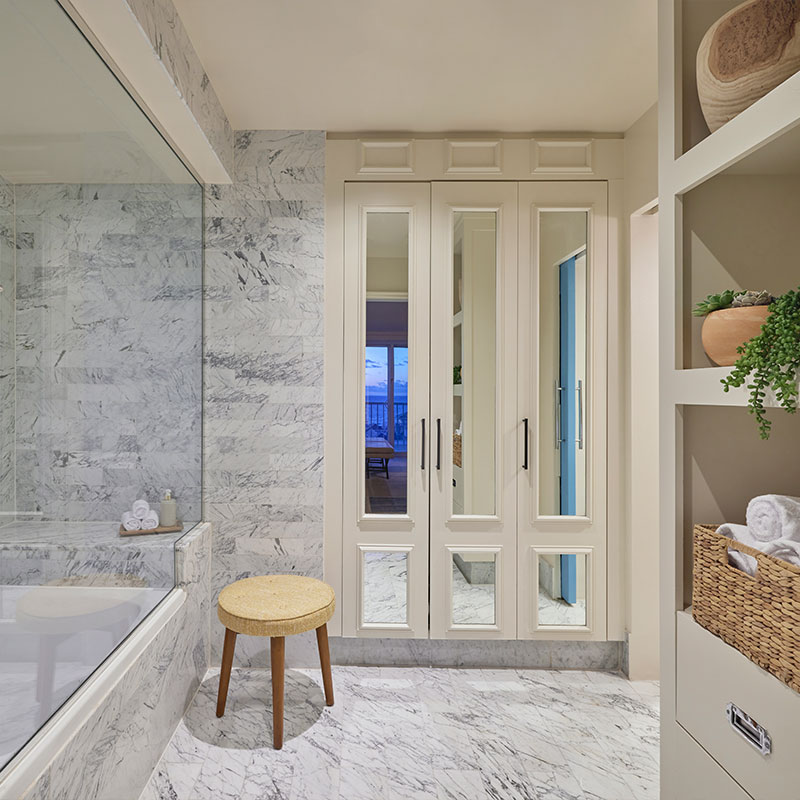 Palmetto King Suite