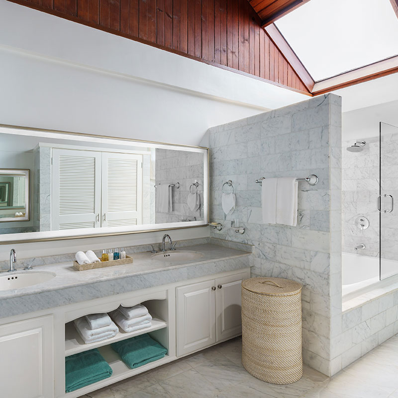 The Royal Collection Pool Suite 
