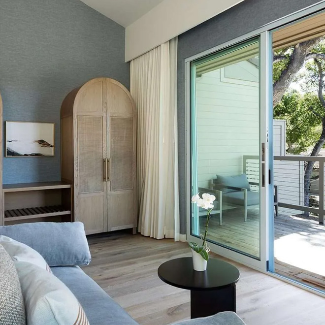 Carmel Suite - 1 King & 2 Double Beds
