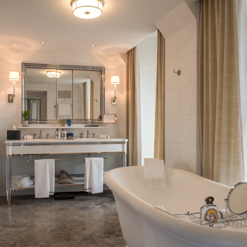 Grand Premier Room