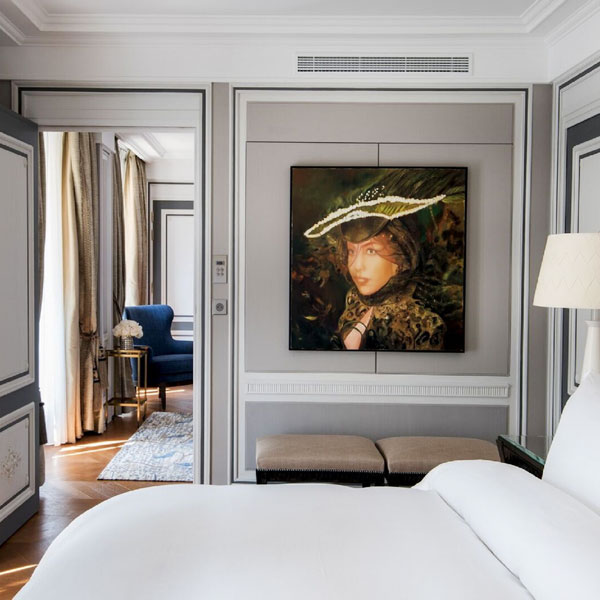Deluxe Suite
