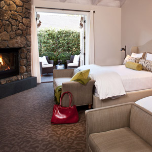 Standard Room- 1 King Bed