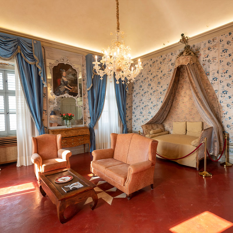 Castle Luxury Suite