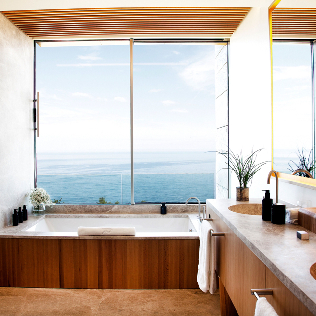 Deluxe Sea View