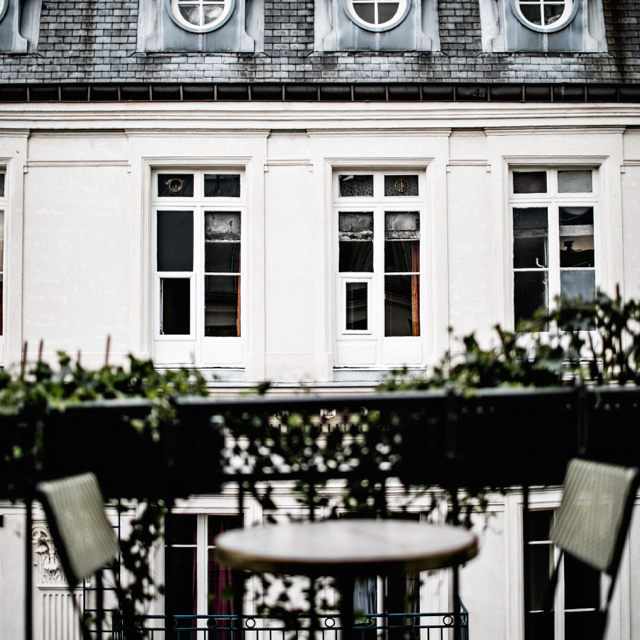 Classic Room w/ Balcony