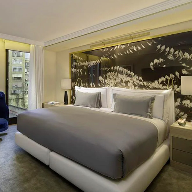 Deluxe Single