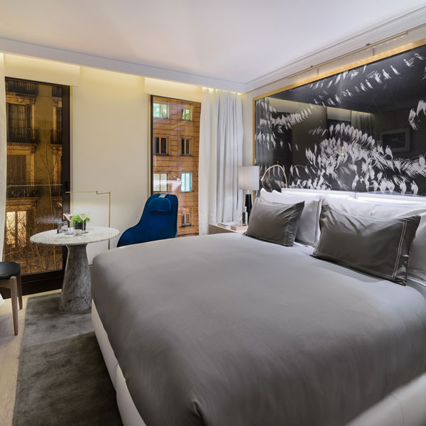 Cosy Barcelona Single