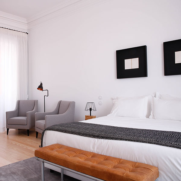 Superior One Bedroom Apartment 