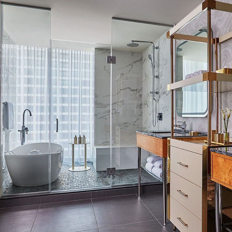 Lake View Suite