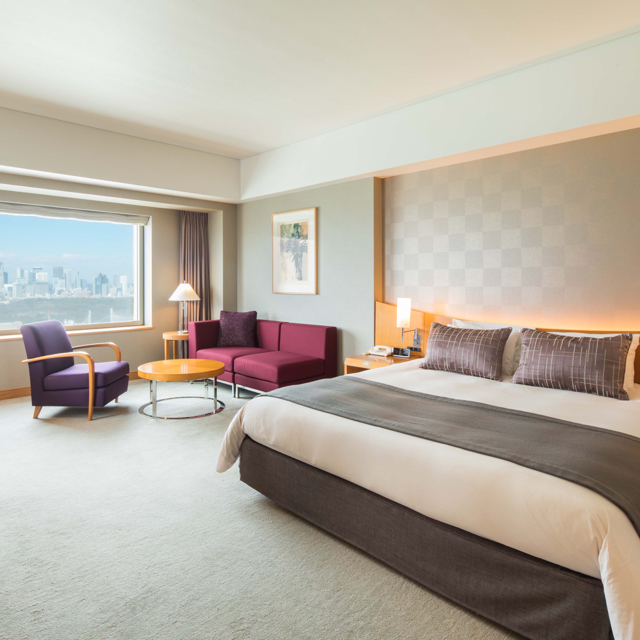 Corner King Room
