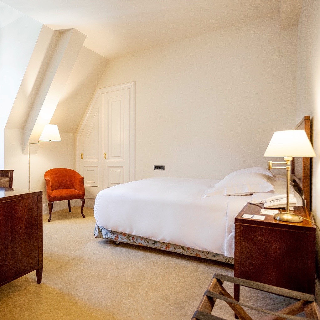 Double Small Room